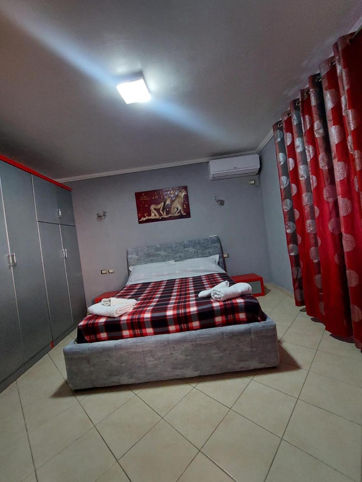 Gex Guest House Tirana Exterior photo
