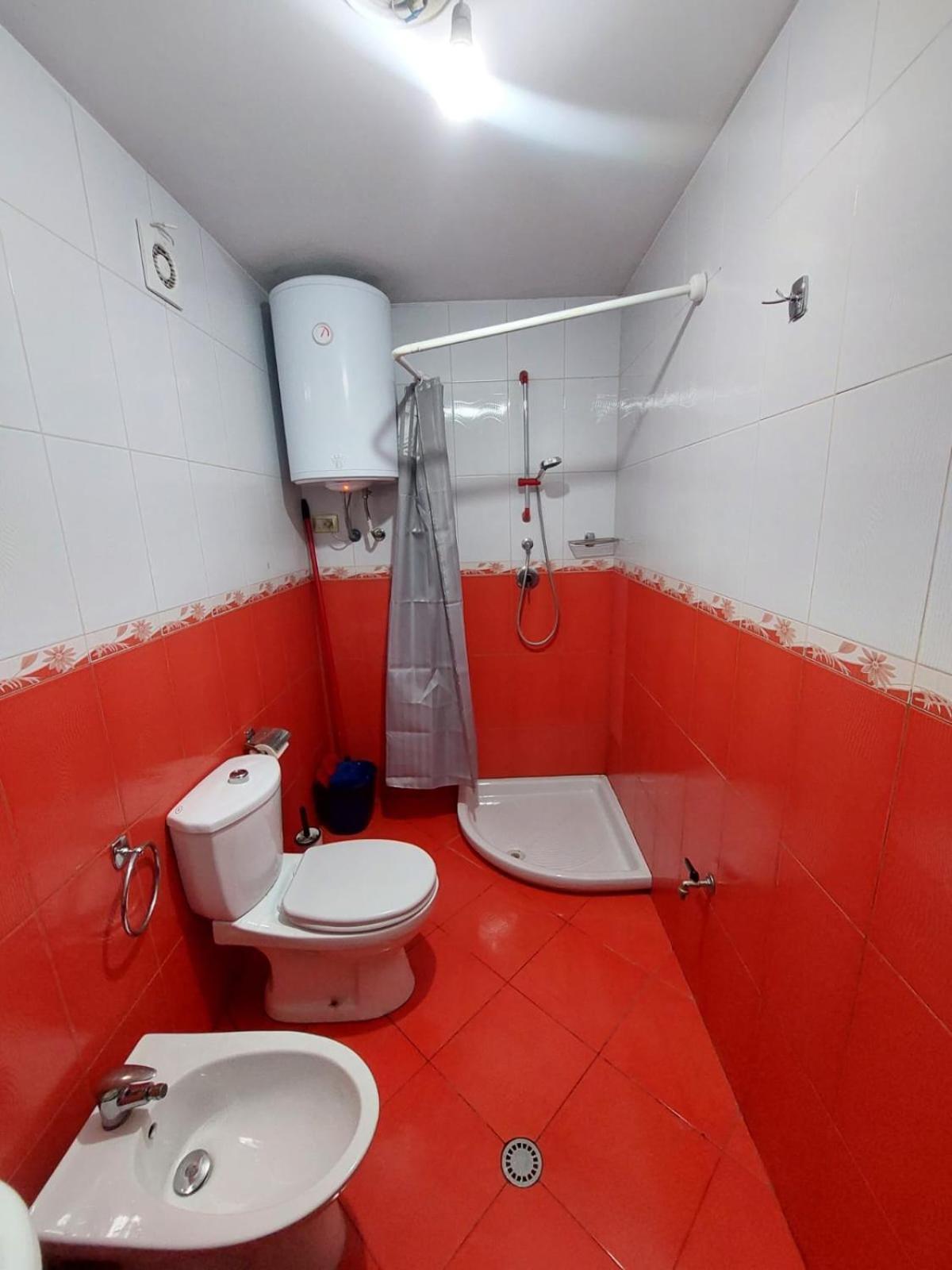 Gex Guest House Tirana Exterior photo